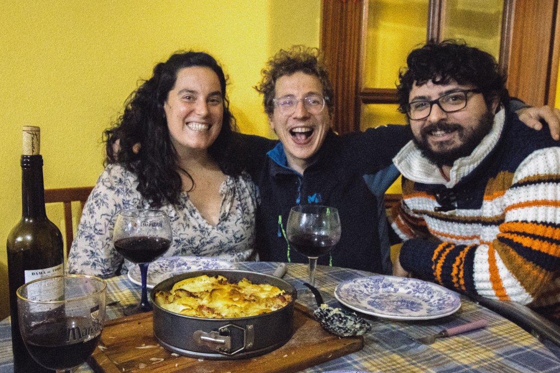 Retrouvailles. Après sept ans sans nous voir, Yoli et Pablo m'ouvrent leur porte à Vigo pendant trois mois dans une belle chaleur galicienne !
