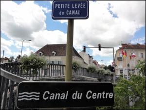 canal-du-centre-et-voie-verte-de-bourgogne-sud-a-velo-en-famille